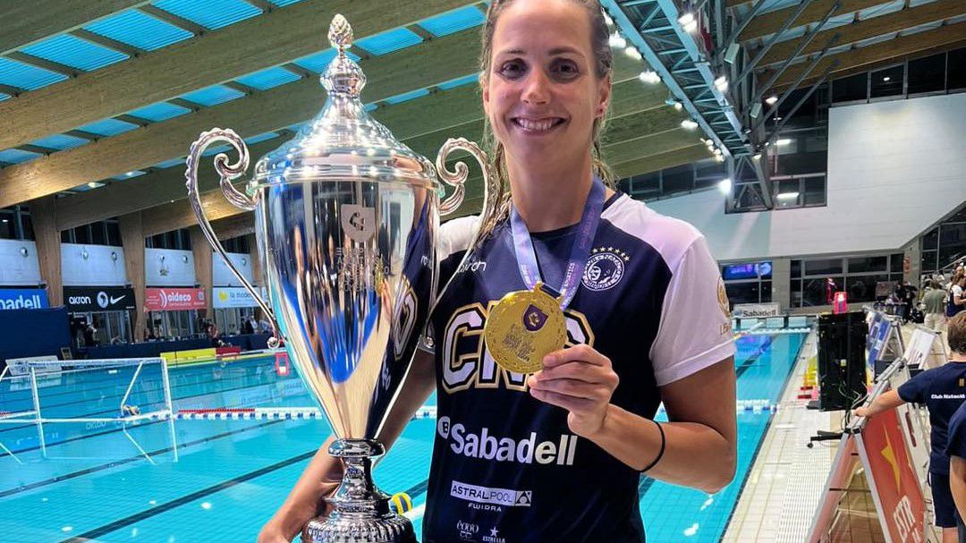 Keszthelyi Rita máris megszerezte első trófeáját új csapatával (Fotó: Facebook/waterpolo.hu)