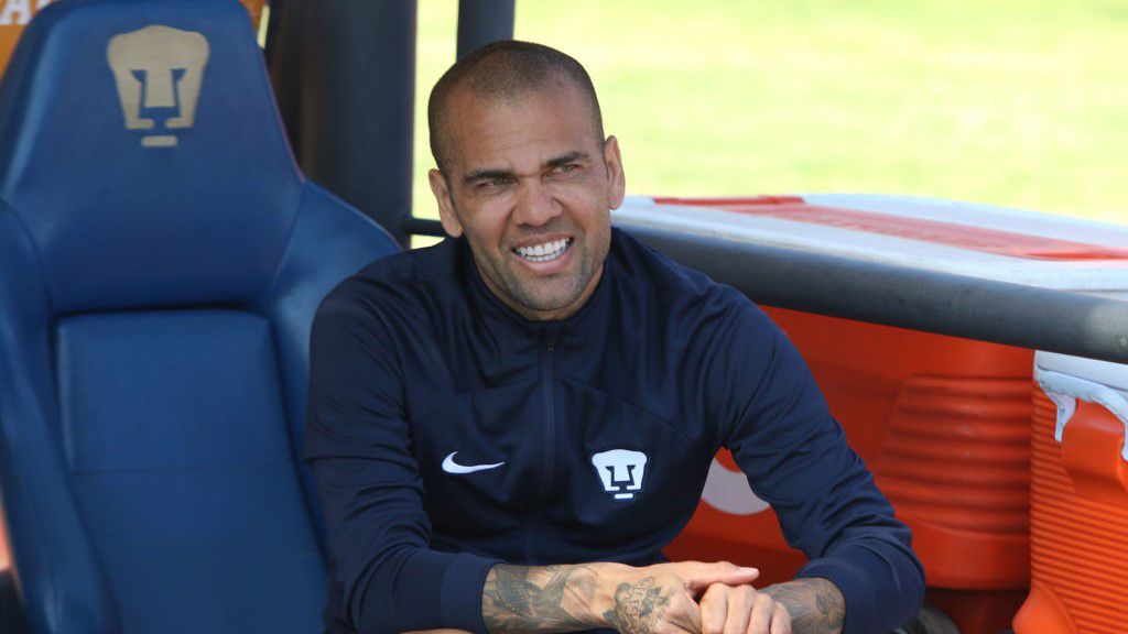 Dani Alves jókedvű fotót posztolt