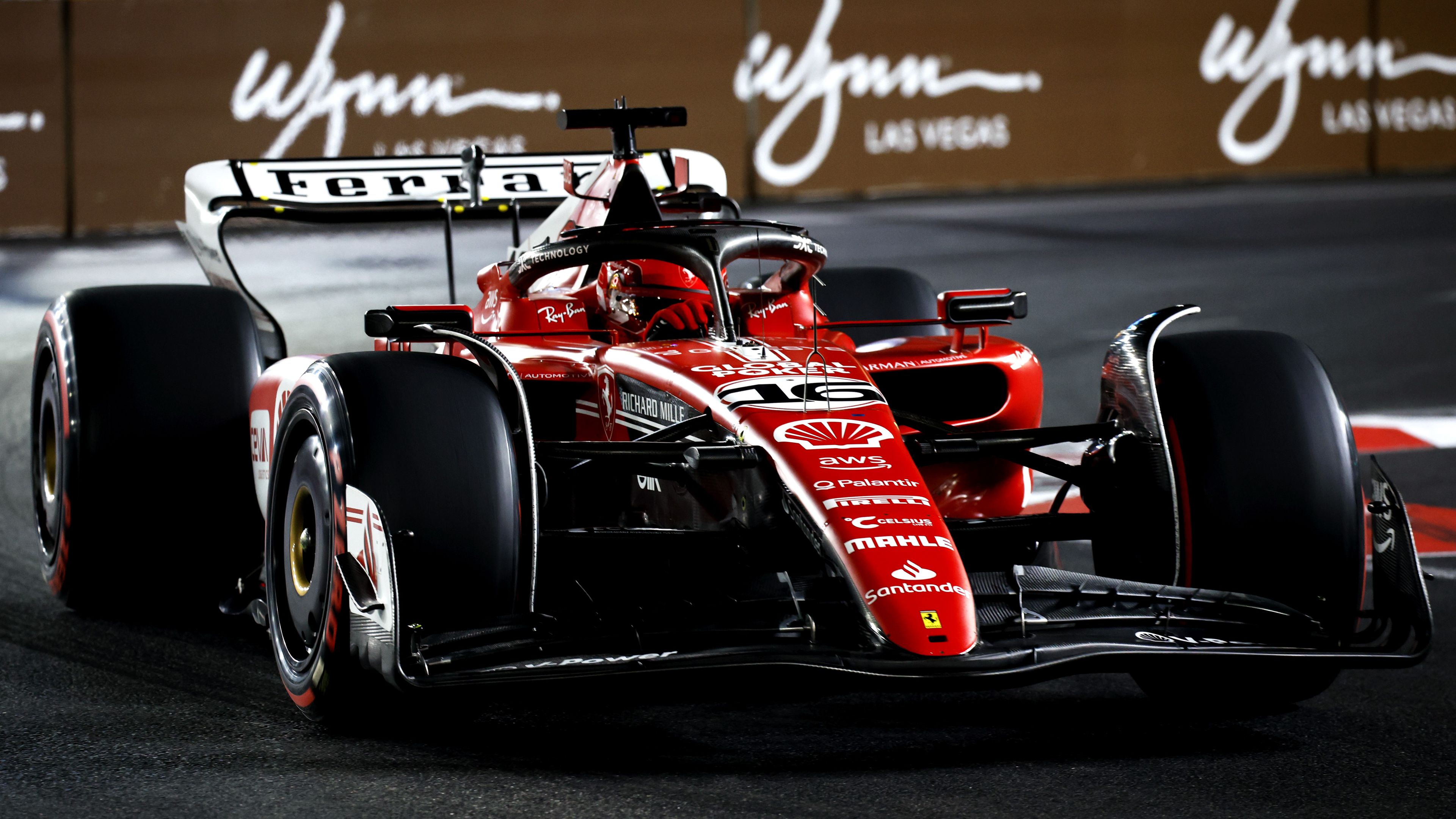 Nem csak szép, gyors is Charles Leclerc Ferrarija