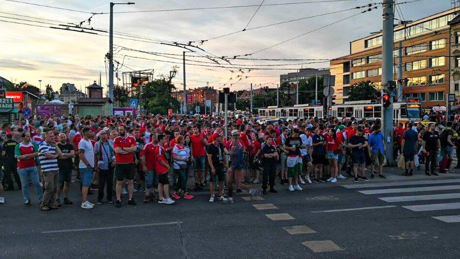 Ha piros, tilos – mármint lelépni a járdáról... (Fotó: bkk.hu)