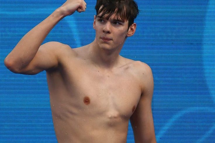 Kós Hubert legyőzte a világcsúcstartó Léon Marchand-t 400 vegyesen