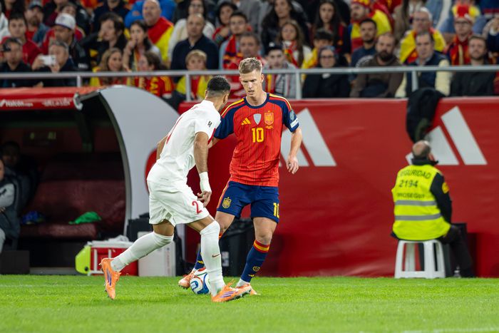 Dani Olmo szerzett vezetést a spanyoloknak