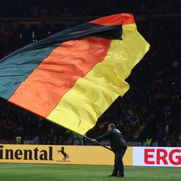 A németek Frankfurtban fogadják márciusban Hollandiát