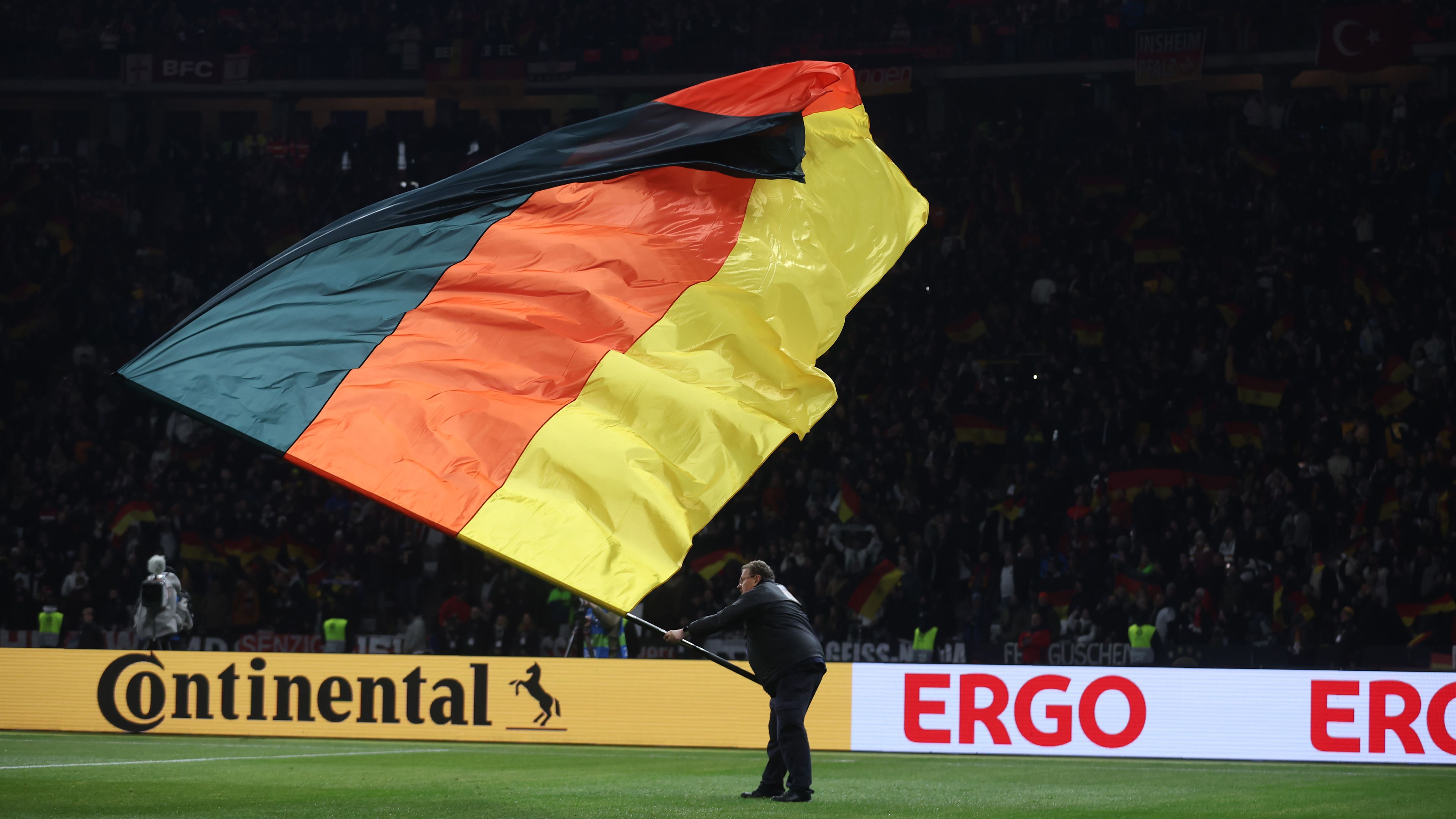 A németek azonos csoportban szerepelnek majd a magyar válogatottal a jövő nyári Európa-bajnokságon