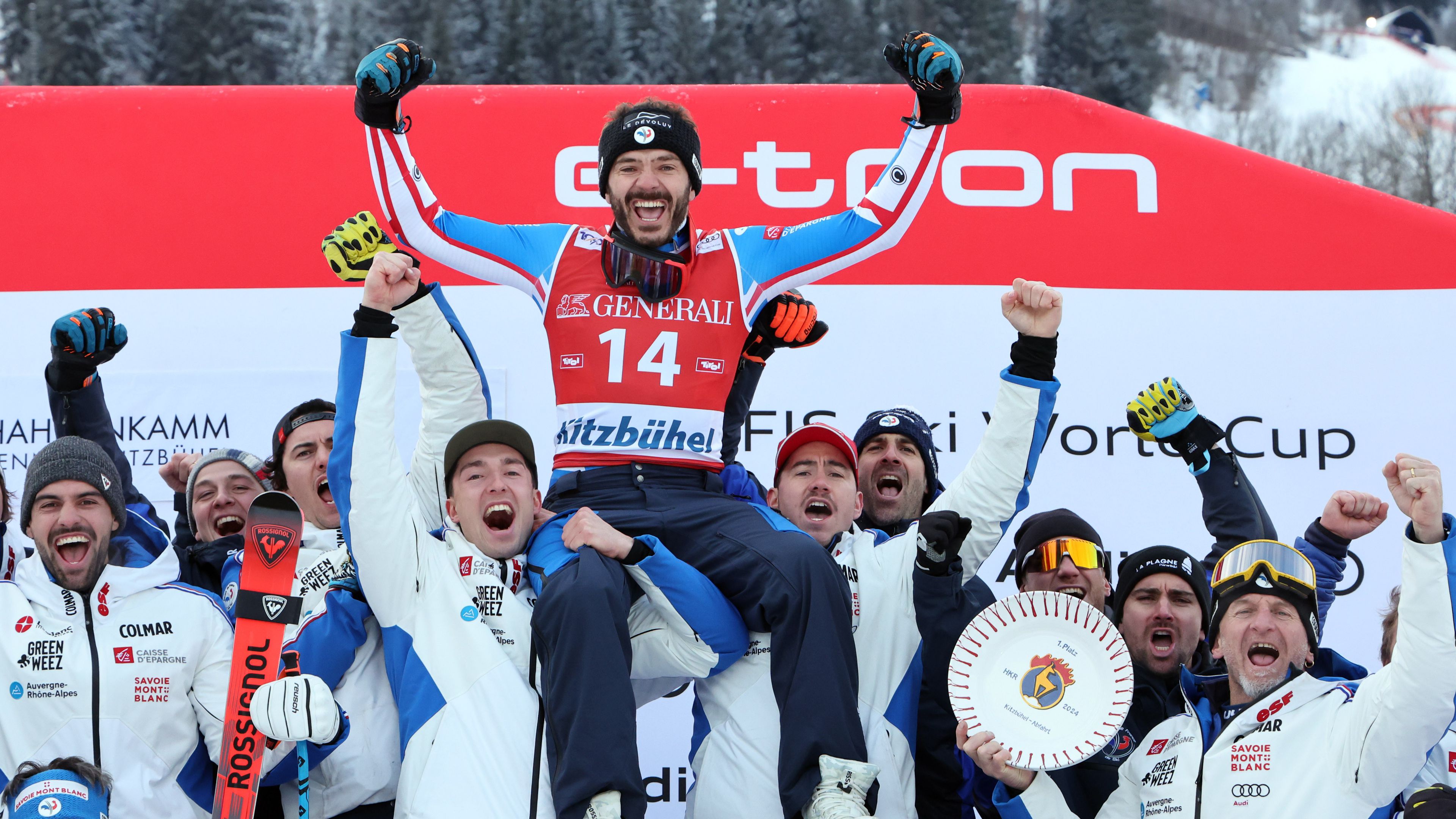 Francia siker a legendás kitzbüheli lesiklásban