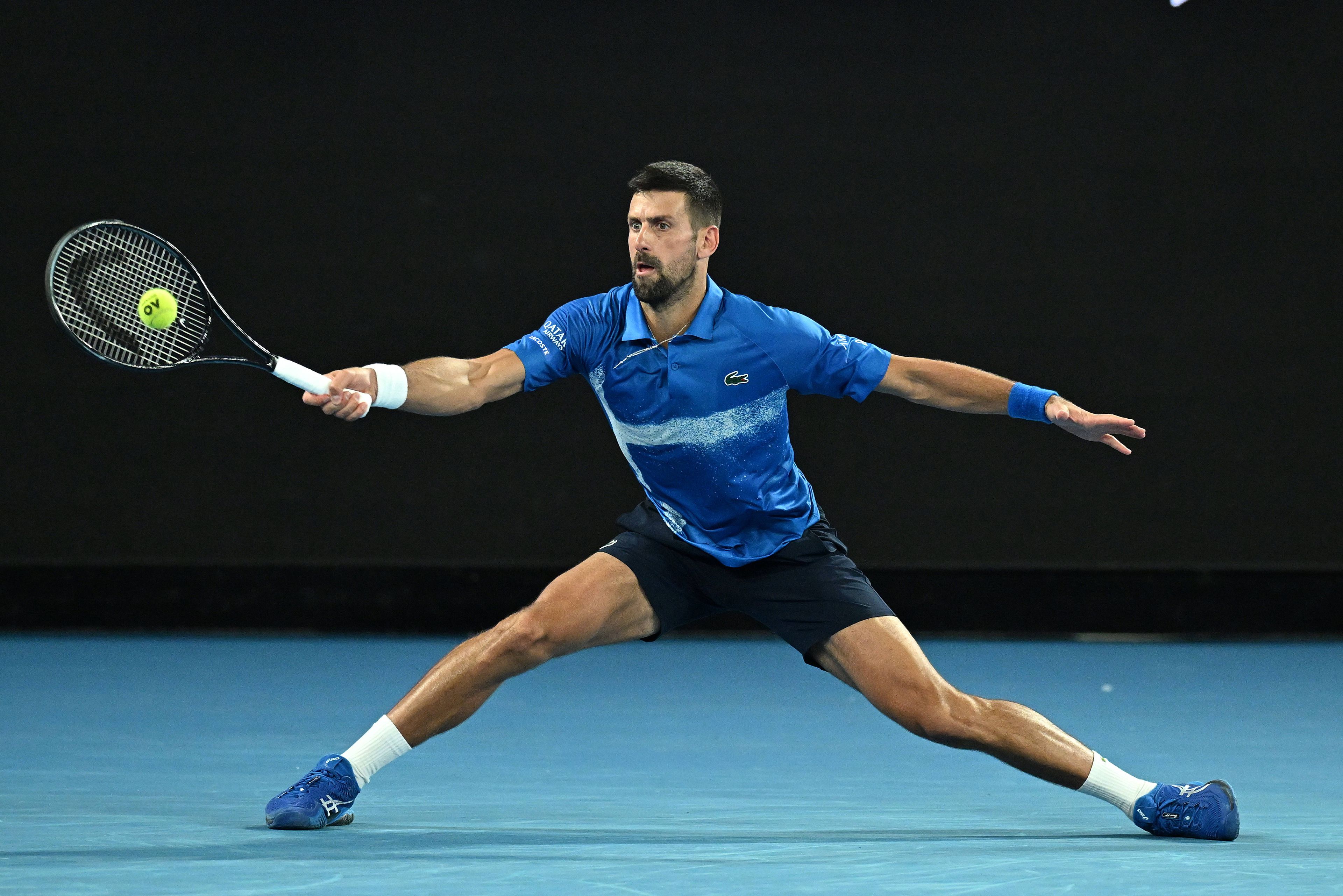 Novak Djokovics nyert, és Carlos Alcarazzal találkozik az Australian Open negyedöntőjében