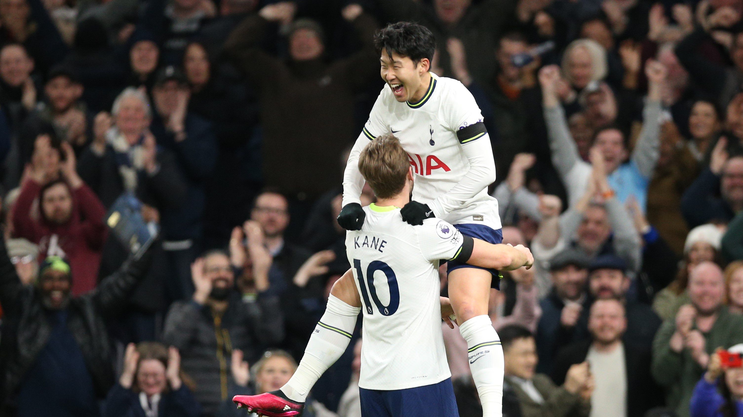 Remek második félidő után londoni rangadót nyert a Tottenham – videóval