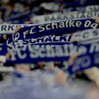 Többszáz Schalke-szurkolót támadtak meg, súlyos sérültek is vannak