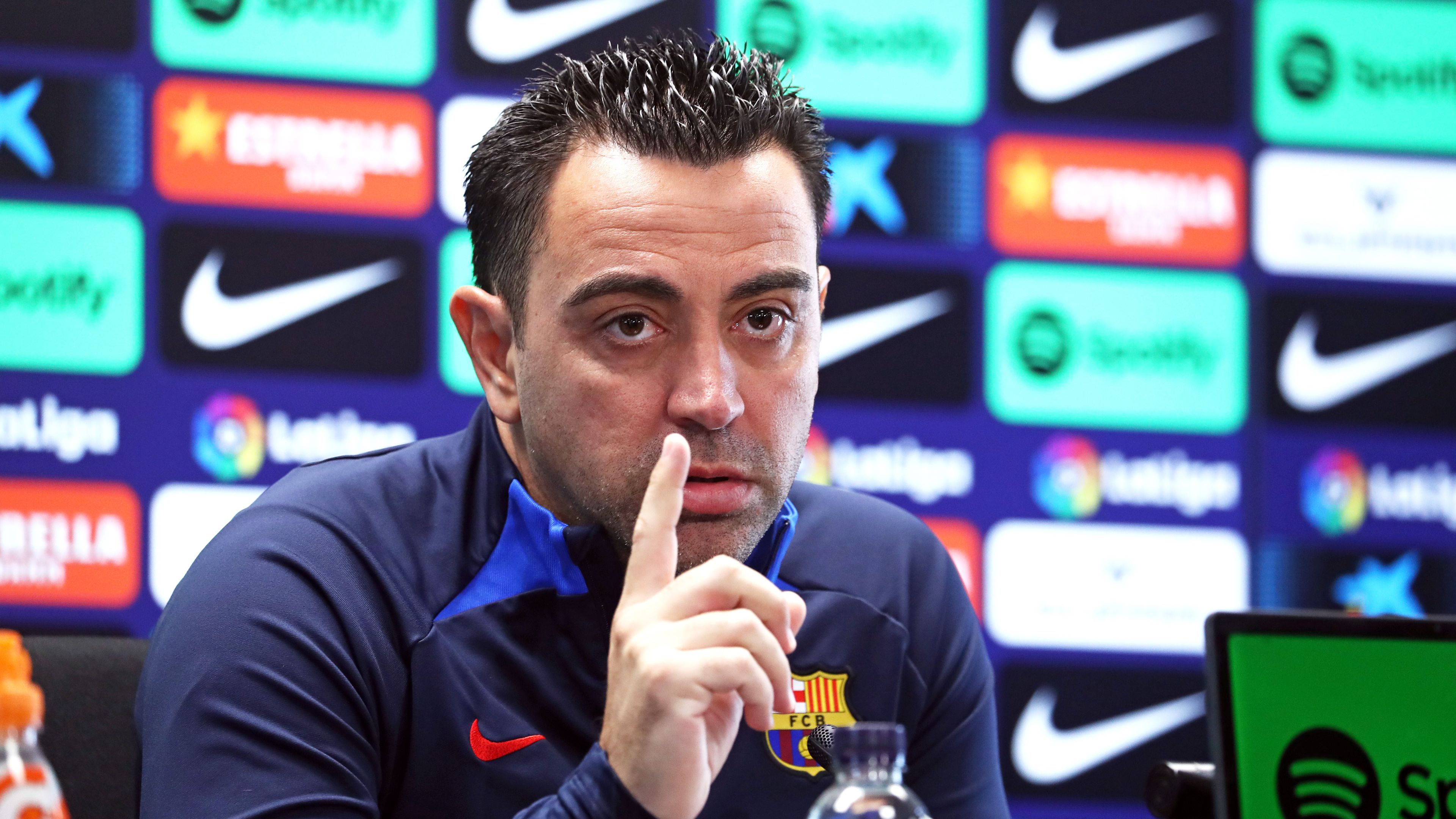 Xavinak a jó eredmény mellett az is fontos, hogy csapata irányítsa a mérkőzést (Fotó: Getty Images)
