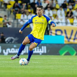 Videó: Messit éltették a szurkolók, C. Ronaldo ízléstelenül reagált