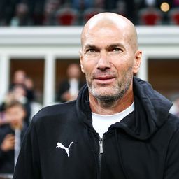 Zinédine Zidane visszatérhet, egy lépésre a sztárcsapat kispadjától