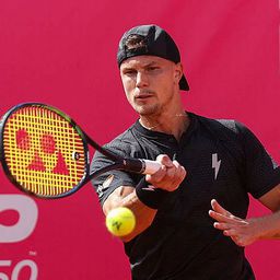 Fucsovics elsőként jutott a négy közé Bukarestben