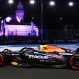 Norris a falban kötött ki, Verstappen autója életre kelt a szaúdi éjszakában