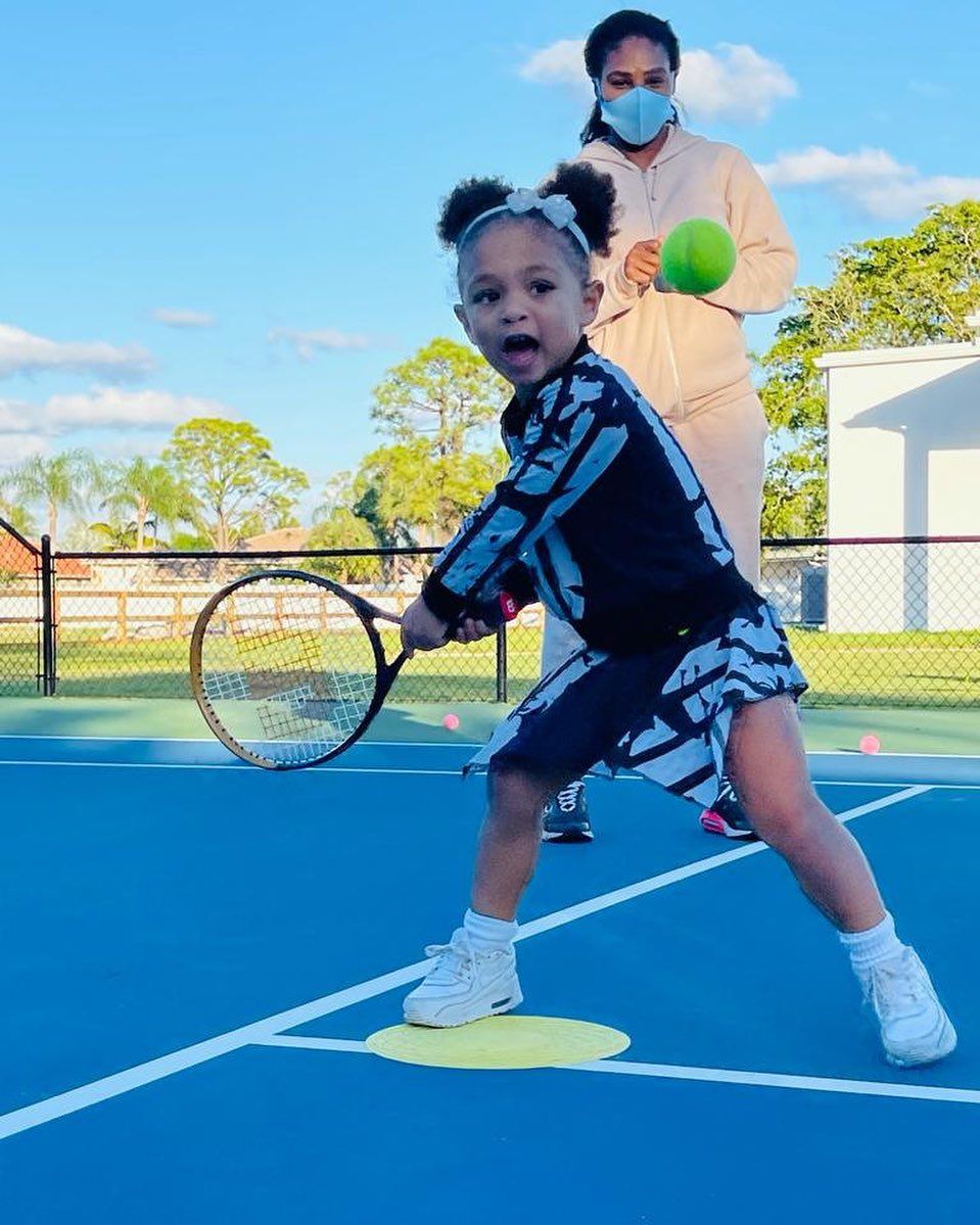 A huszonháromszoros egyéni Grand Slam-tornagyőztes ász gyermeke teniszoktatóhoz jár/Fotó: Instagram