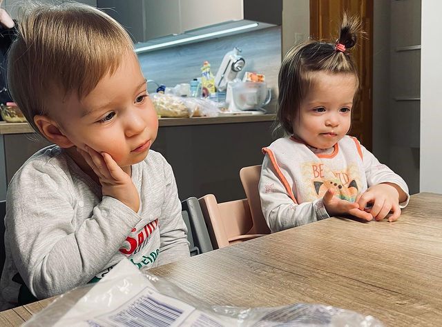 Dominik és Narina jövőre akár az Eb-n is szurkolhatnak az apukájuknak / Fotó: Instagram