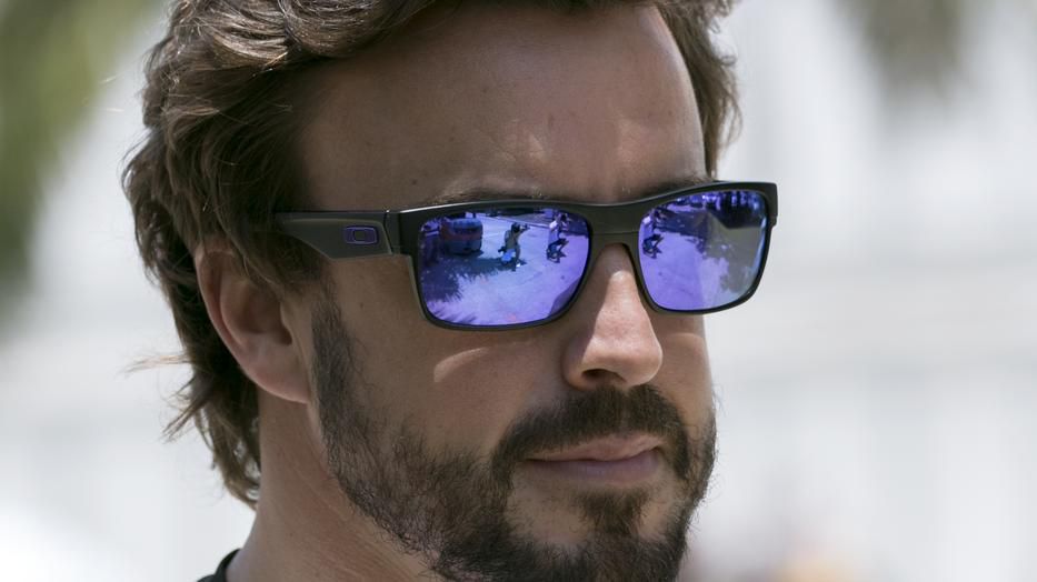 Már a szezon előtti tesztekre felépülhet Alonso/ Fotó: Northfoto
