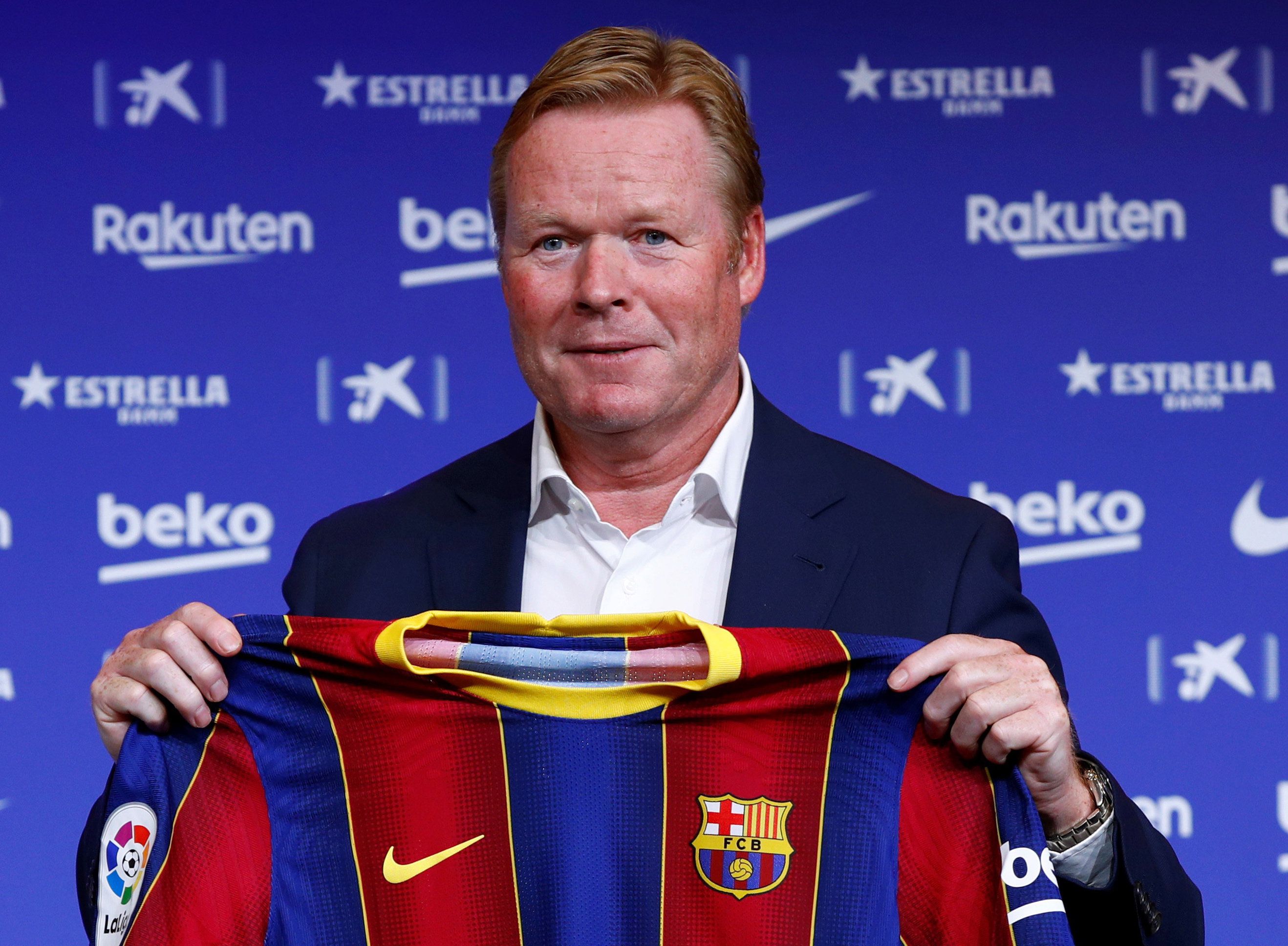 Koeman bejelentette, Donny van de Beek az elsőszámú jelöltje a Barcelona megerősítése felé. /Fotó:MTI/EPA