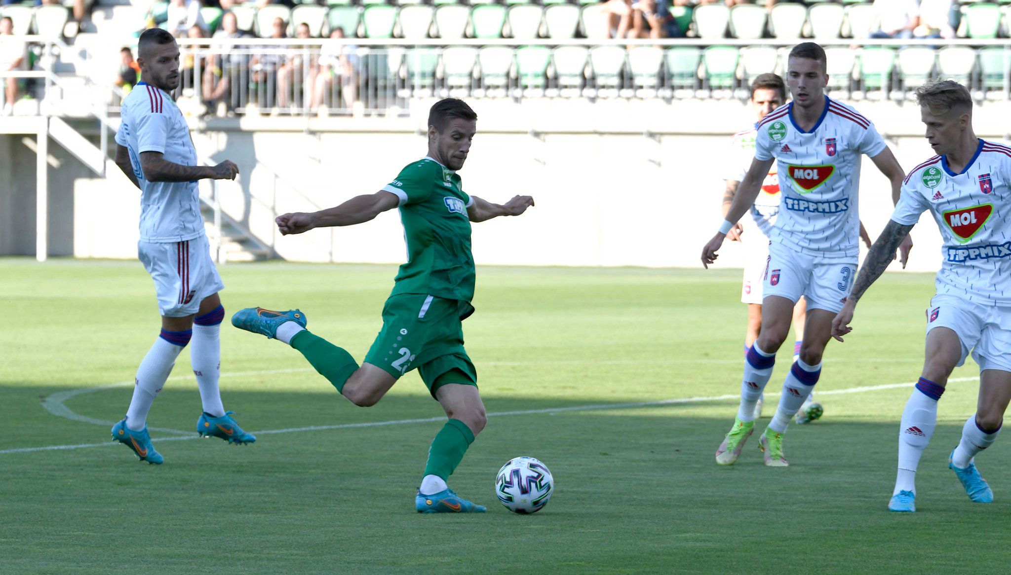 Varga Barnabás négy góljával vezeti a góllövőlistát /Fotó: Paksifc.hu