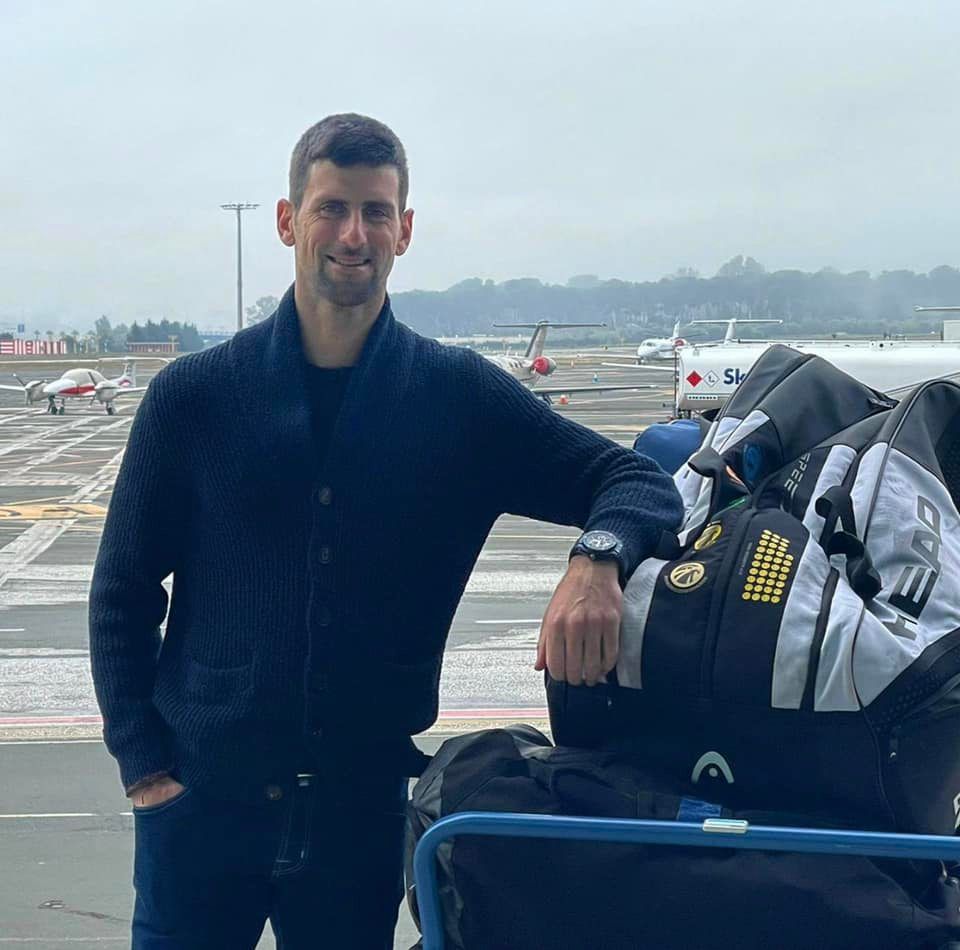 Novak Djokovics a melbourne-i reptéren még mosolygott szerdán / Fotó: Facebook