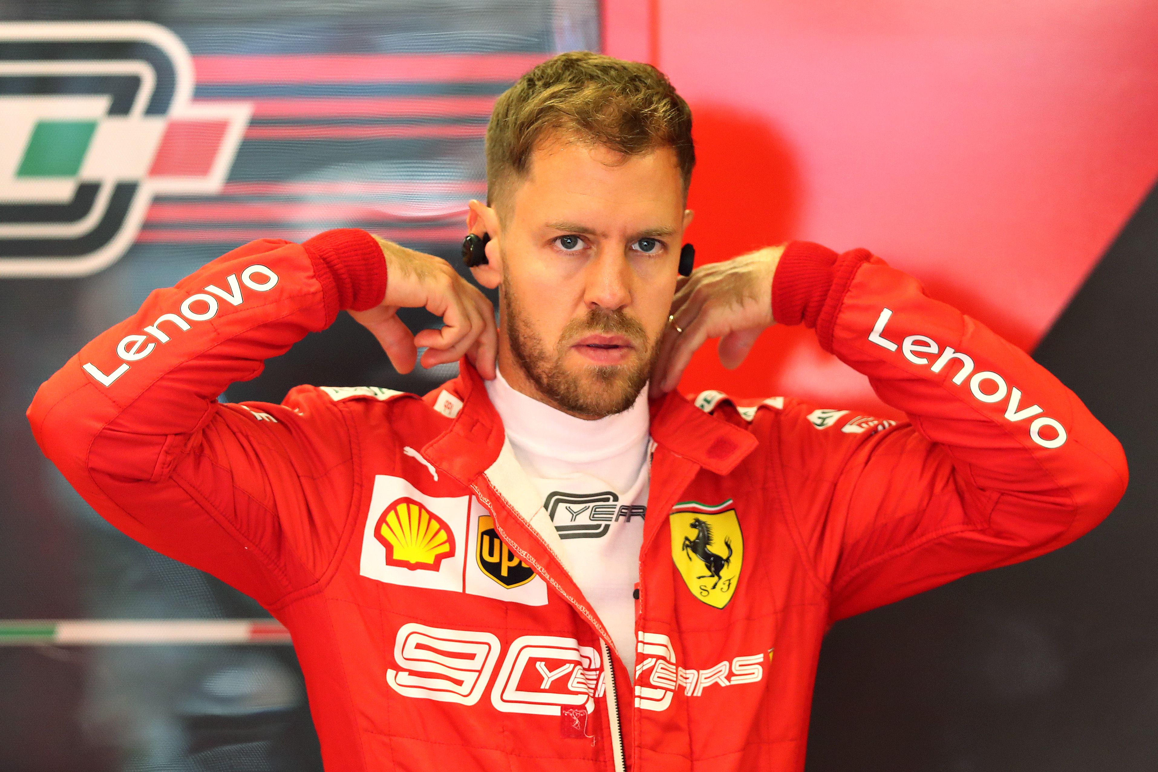 Sebastian Vettel szenved idén a Ferrarival, ami össze-tettbeli helyén is látszik / Fotó: Getty Images