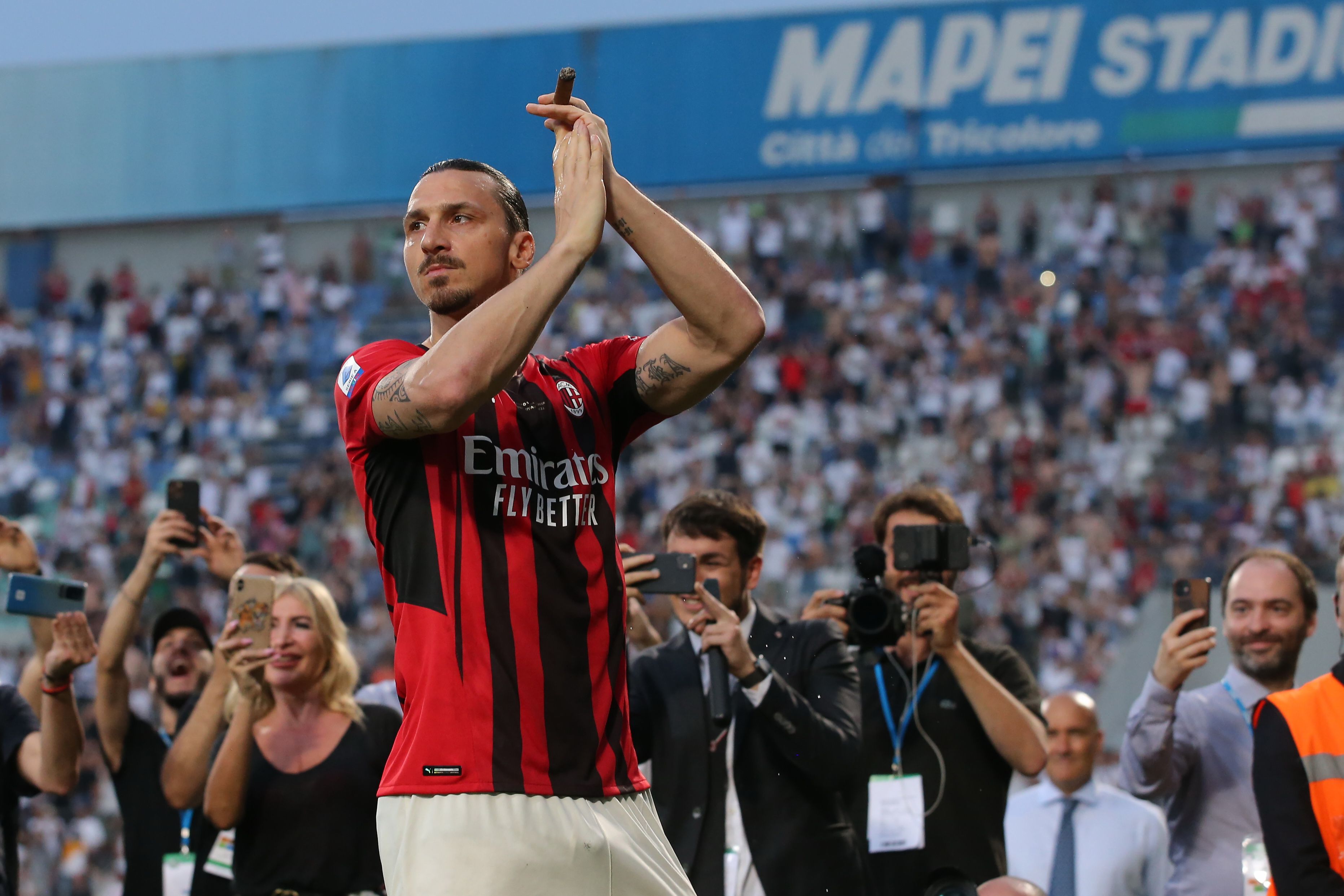 Ibrahimovic méltón ünnepelte meg a Milan 11 éve várt bajnoki diadalát / Fotó: Getty Images