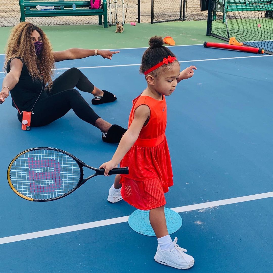 A korábbi világelső Serena Williams mellett gyakran feltűnik a teniszpályán lánya, Olympia /Fotó: Instagram