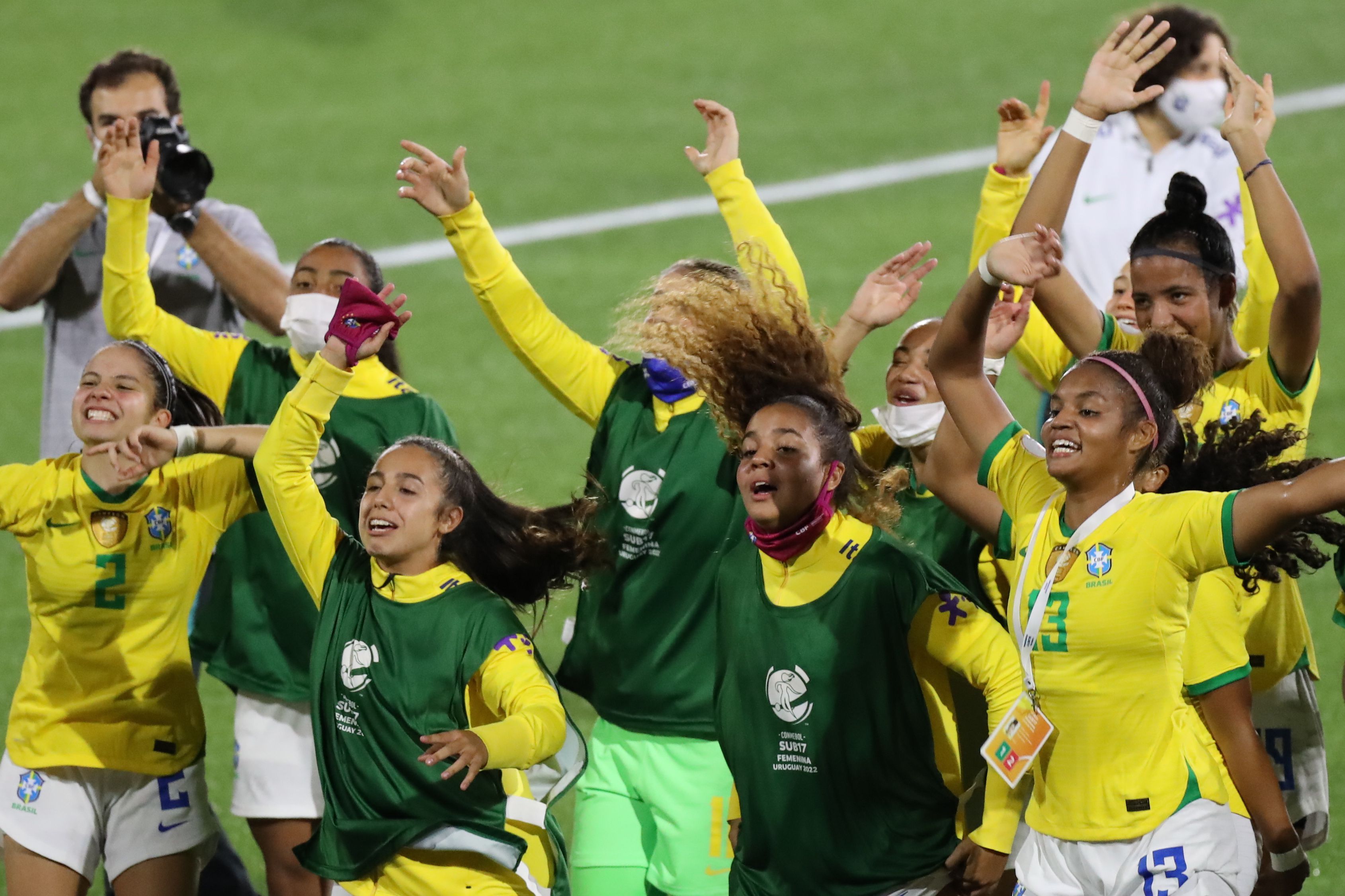 Ukrajna helyett a brazilokkal meccsel márciusban a női futballválogatott. / Fotó: EPA/Raul Martinez