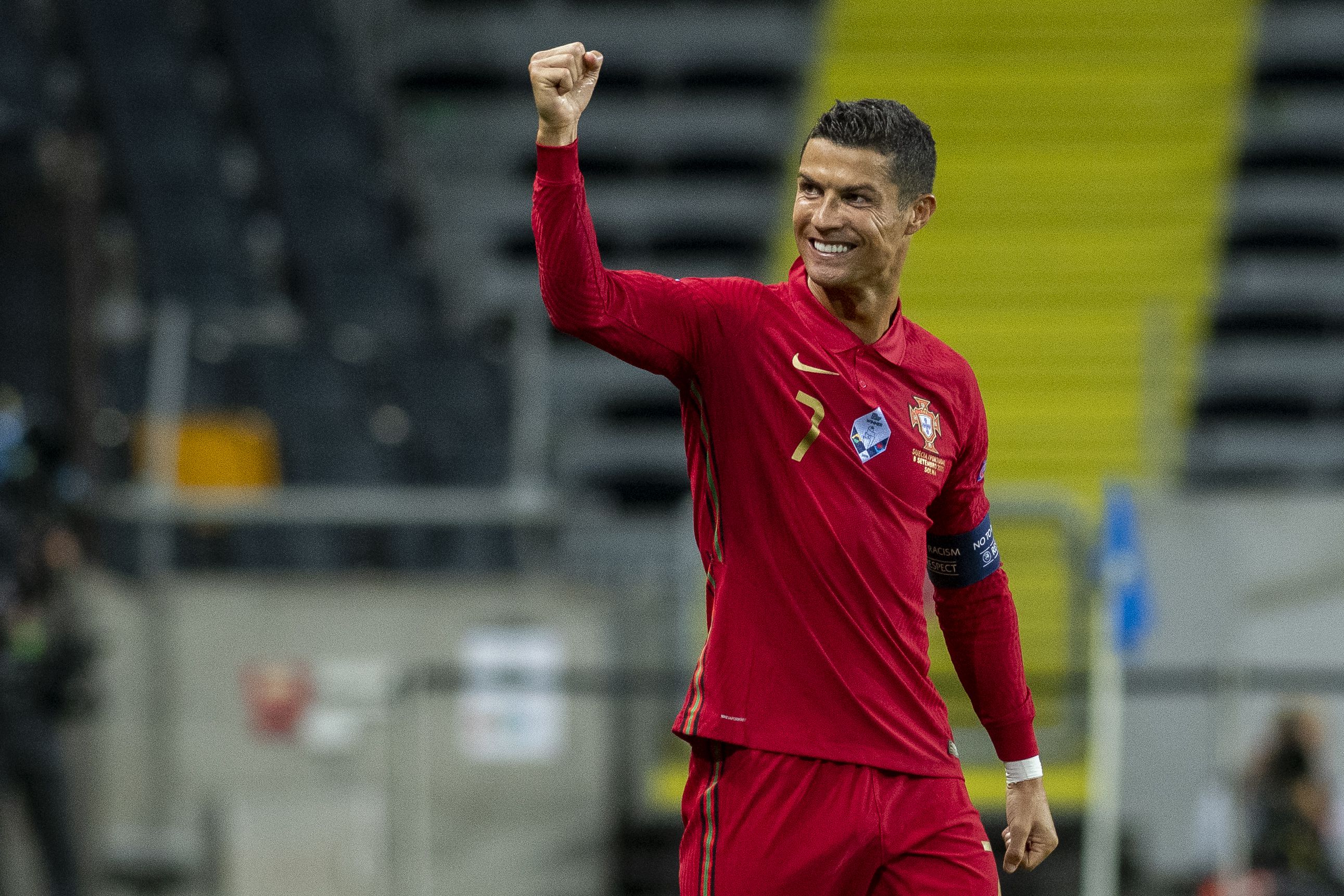 Cristiano Ronaldo már csak nyolc találatra van attól, hogy utolérje a válogatottban szerzett gólok örökranglistájátvezető iráni Daeit /Fotó: GETTY IMAGES