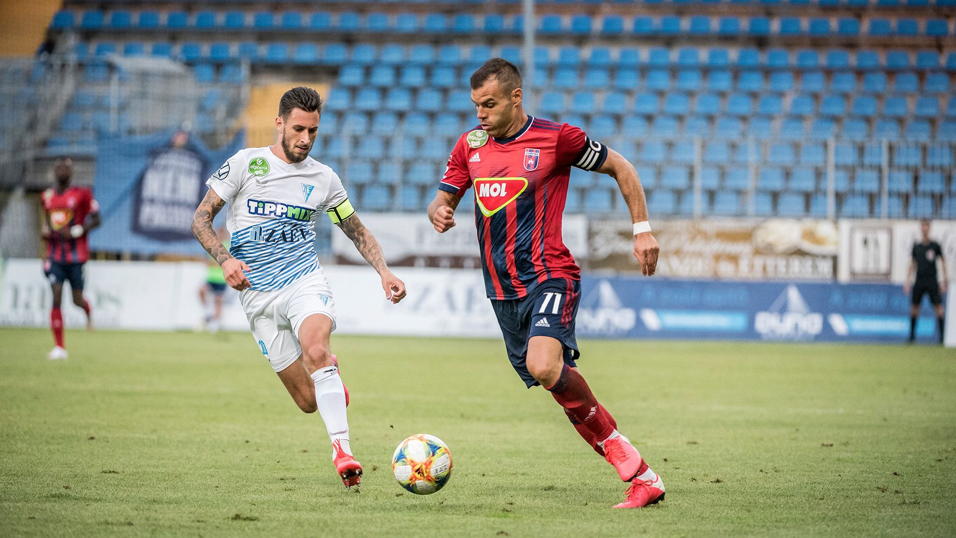 Nikolics Nemanja (jobbra) két gólt szerzett a Zalaegerszeg ellen