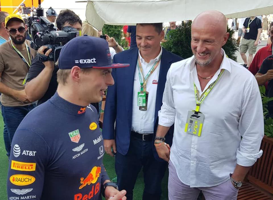 Marco Rossi (jobbra) a Hungaroringen találkozott és beszélgetett Max Verstappennel, a Red Bull Racing tavaly világbajnokságot nyert F1-es pilótájával  / Fotó: Facebook