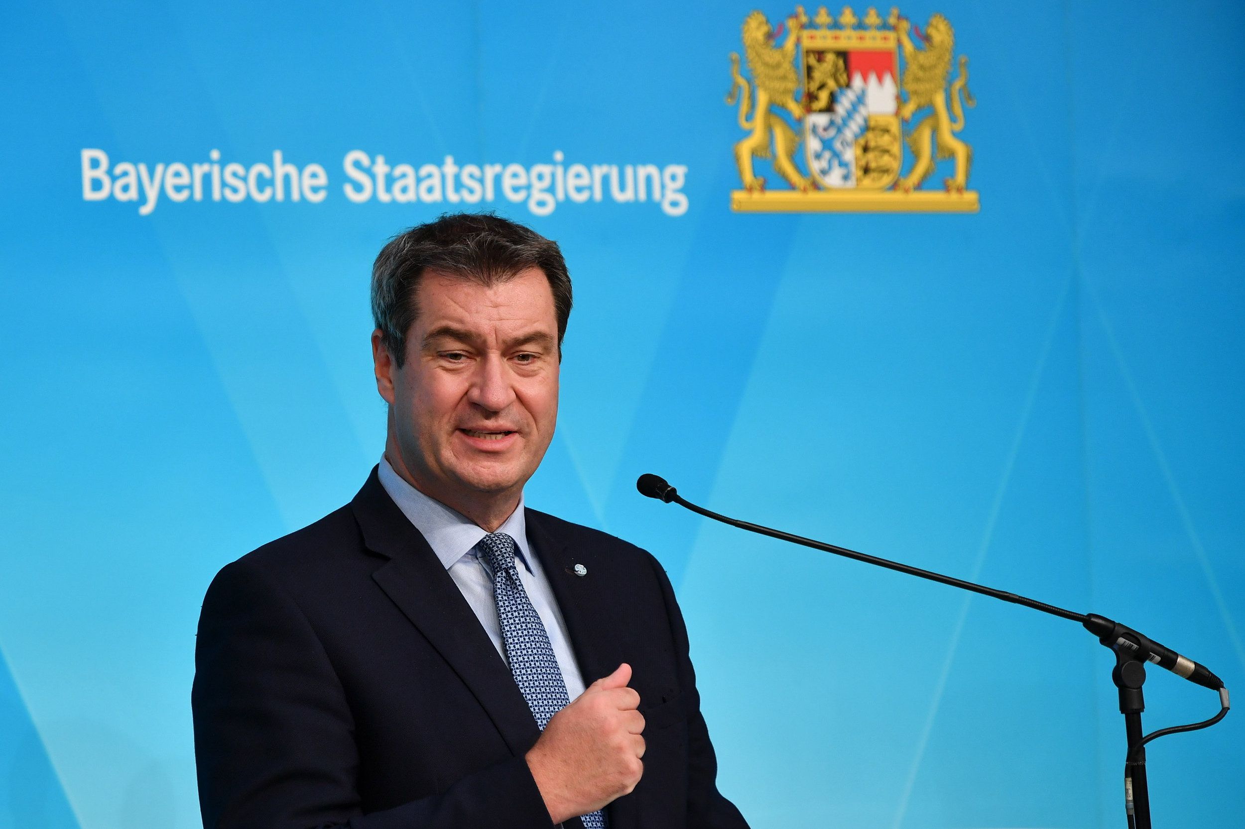 Markus Söder bajor tartományi miniszterelnök a kormányülés utáni sajtóértekezletén Münchenben. Fotó: MTI/EPA/Philipp Gülland