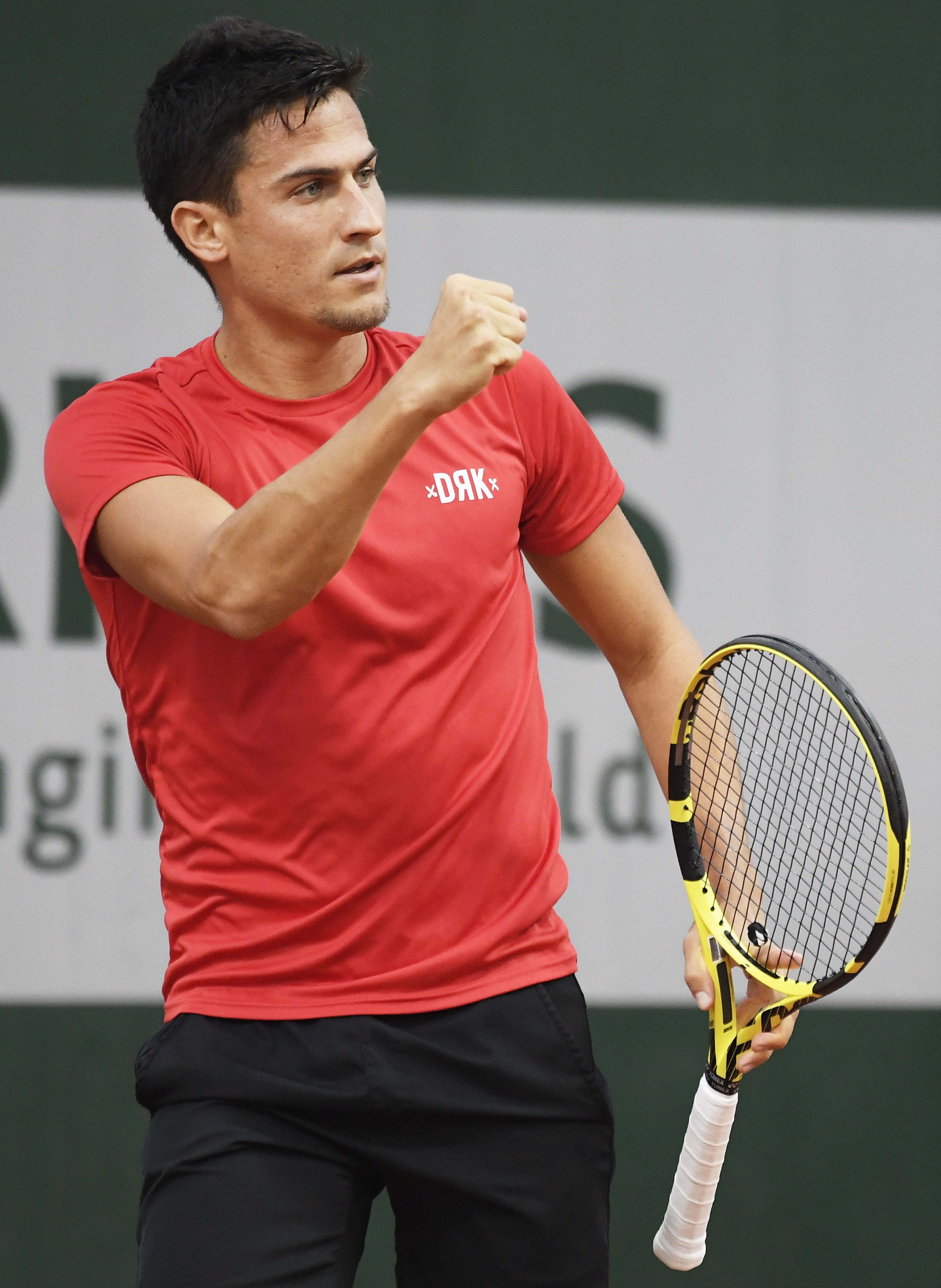 Balázs Attila meccset nyert a Roland Garros főtábláján. / Fotó: MTI EPA Julien De Rosa