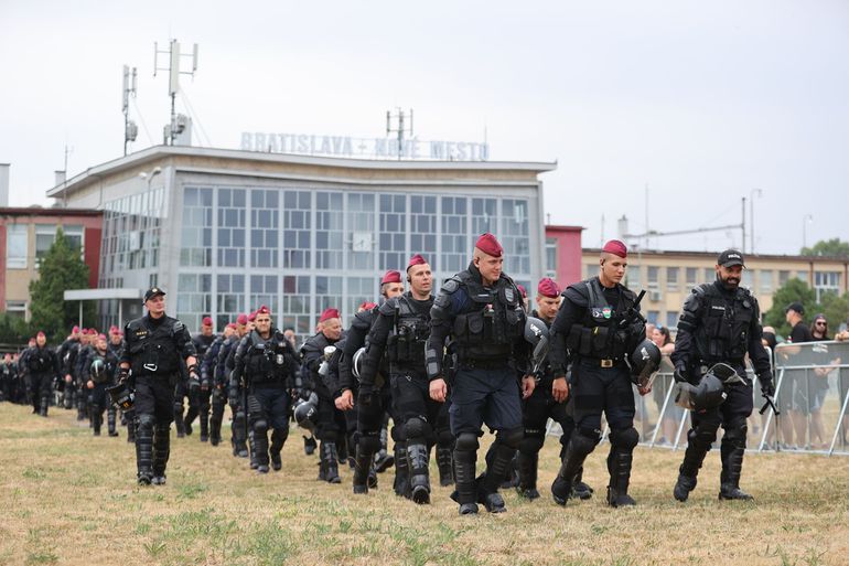 150 készenléti rendőr segíti a Ferencváros hétvégi meccsének