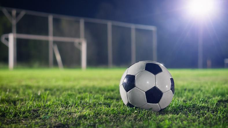 Összefogtak az NB II-es klubok a villanyfényes mérkőzések ellen