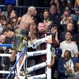 Horribilis összegért, de újra hajlandó ringbe szállni Mayweather