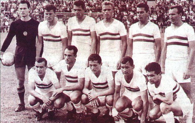 A magyar csapat a spanyoloktól elszenvedett vereség után a dánokat legyőzve szerzett bronzérmet 1964-ben az Eb-n. /Fotó: magyarfutball.hu - Vass Ferenc
