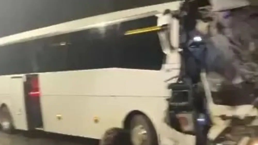 Súlyos buszbalesetet szenvedett a bolgár válogatott, Nedelevet meg kellett műteni / Fotó: Twitter