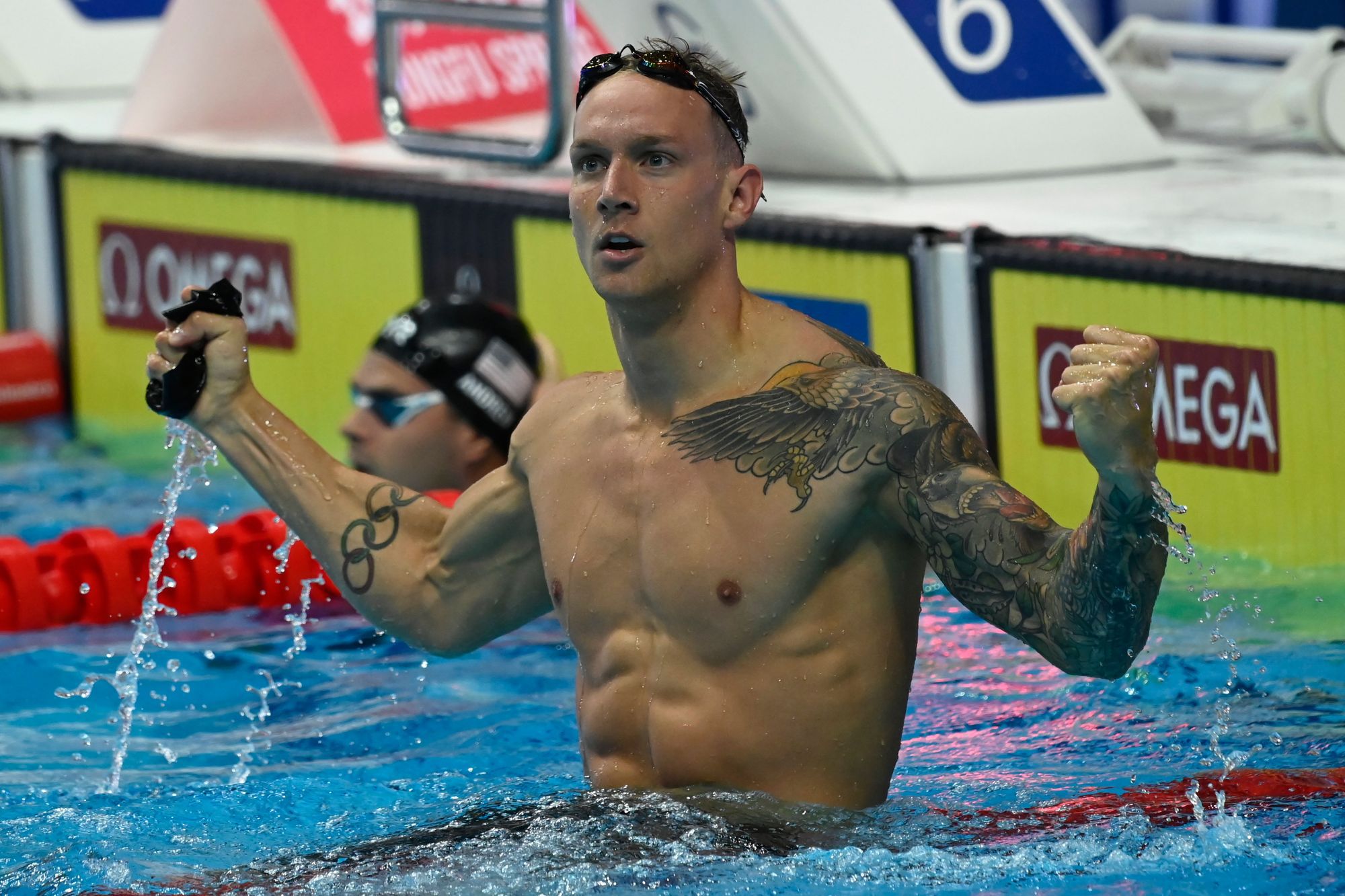Caeleb Dressel a férfi 50 méteres pillangóúszás döntője után a vizes világbajnokságon a Duna Arénában. A további versenyektől visszalépett / Fotó: MTI/Kovács Tamás