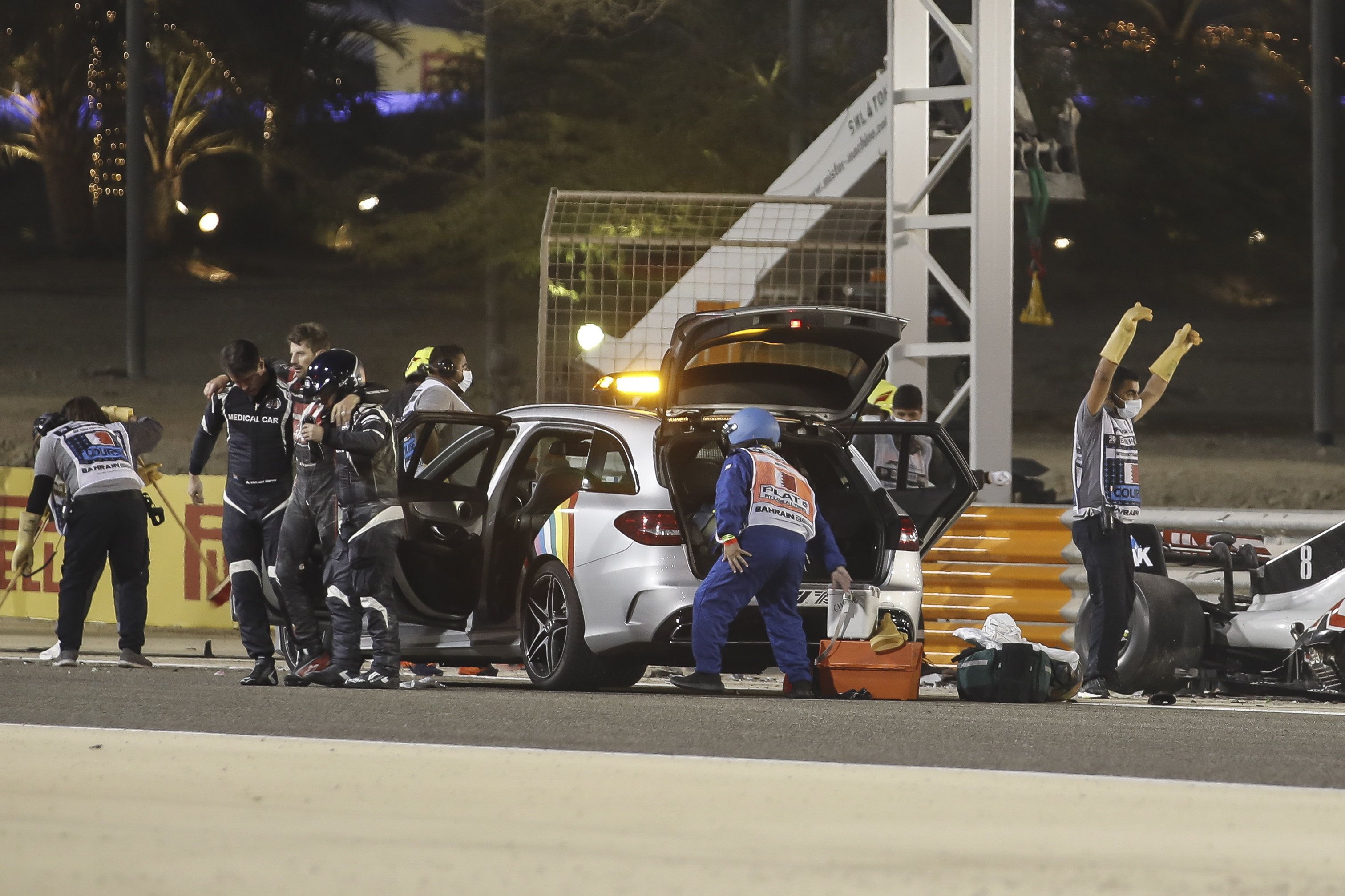 Grosjean sérülése nem súlyos, de nem tud indulni a hétvégi nagydíjon./ Fotó: MTI/EPA /Pool/Hamad I Mohamed
