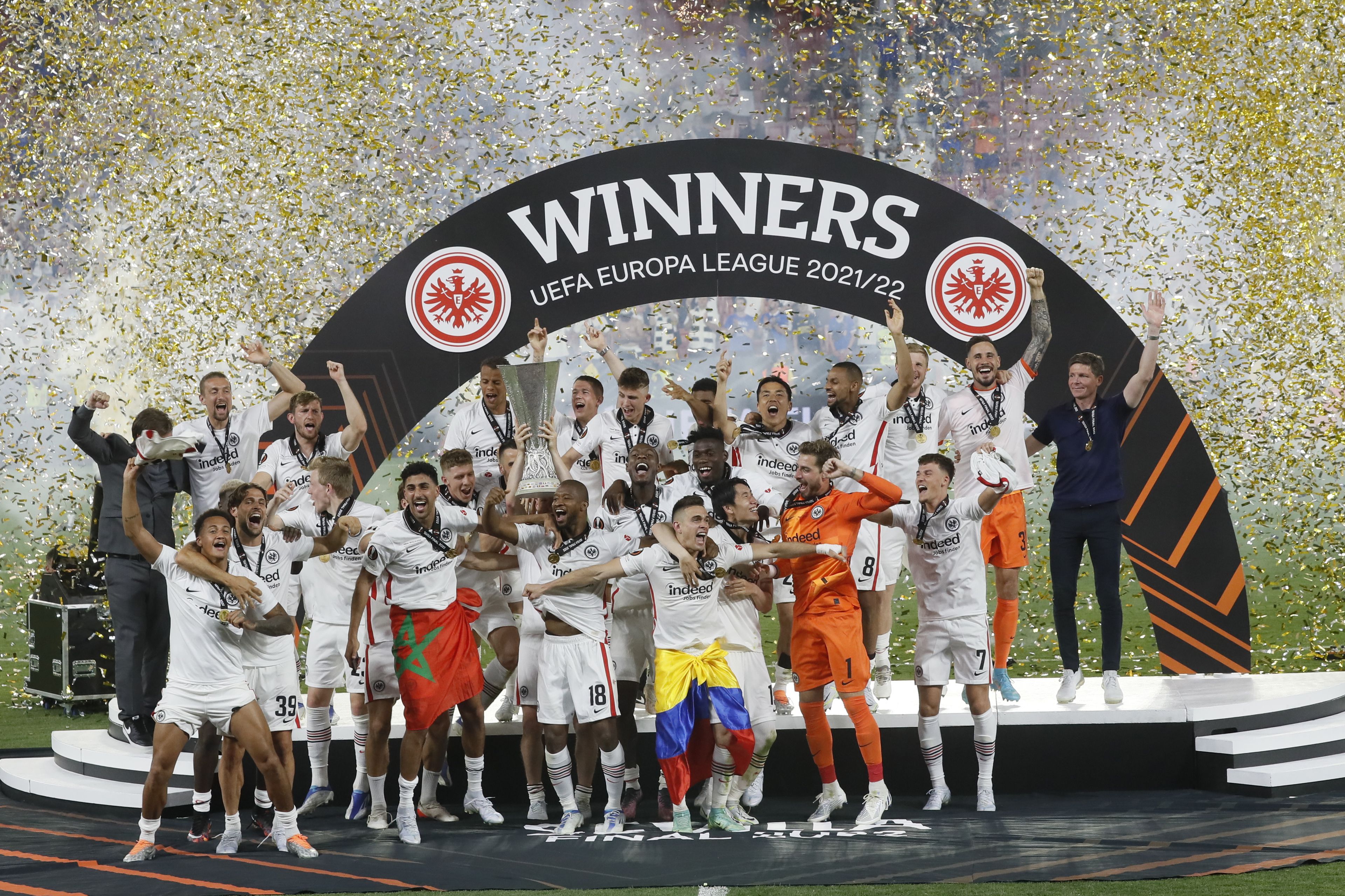 Az Eintracht Frankfurt másodszor nyerte meg a második számú európai futballkupát /Fotó: EPA/Jose Manuel Vidal