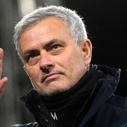 Másodosztályú csapatnak üzent José Mourinho – videóval