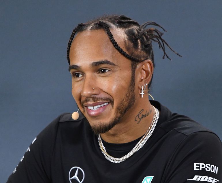 Lewis Hamiltonnak elege lett, a közösségi oldalán fakadt ki