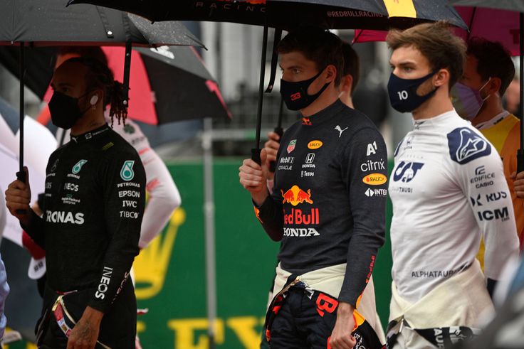 Az utolsó F1-es versenyben egy valószínűtlen véghajrá Verstappennek segíthet – Íme, minden idők öt legvadabb utolsó futama
