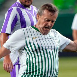 Megszólalt a Fradi legendája a balesetéről: vérző fejjel vitték kórházba Ebedli Zoltánt