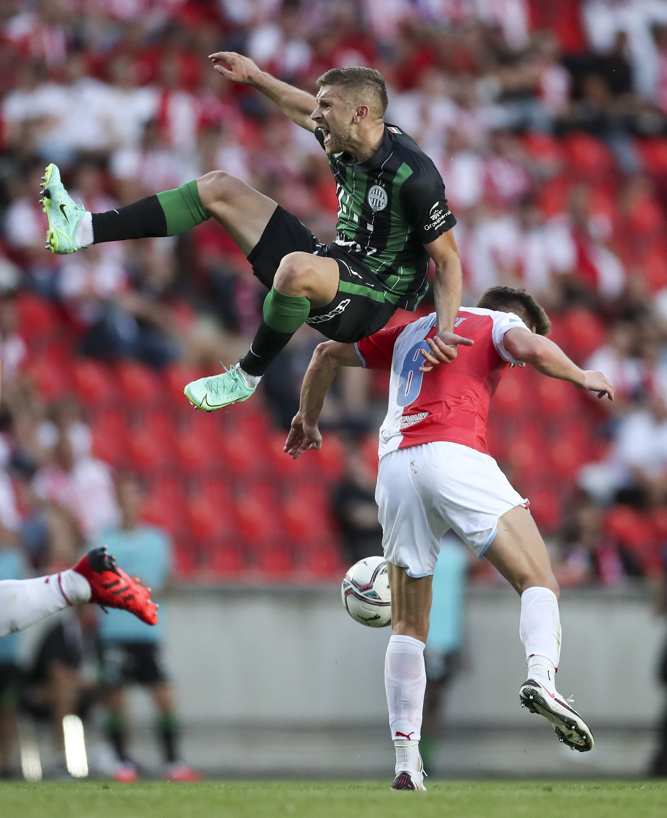 A Ferencváros vért izzadva jutott tovább a Bajnokok Ligája playoff körébe/ Fotó: MTI/EPA/Martin Divisek