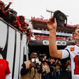 Tom Brady továbbra is megállíthatatlan: elképesztő rekorddal zárhatja a szezont az NFL-legenda