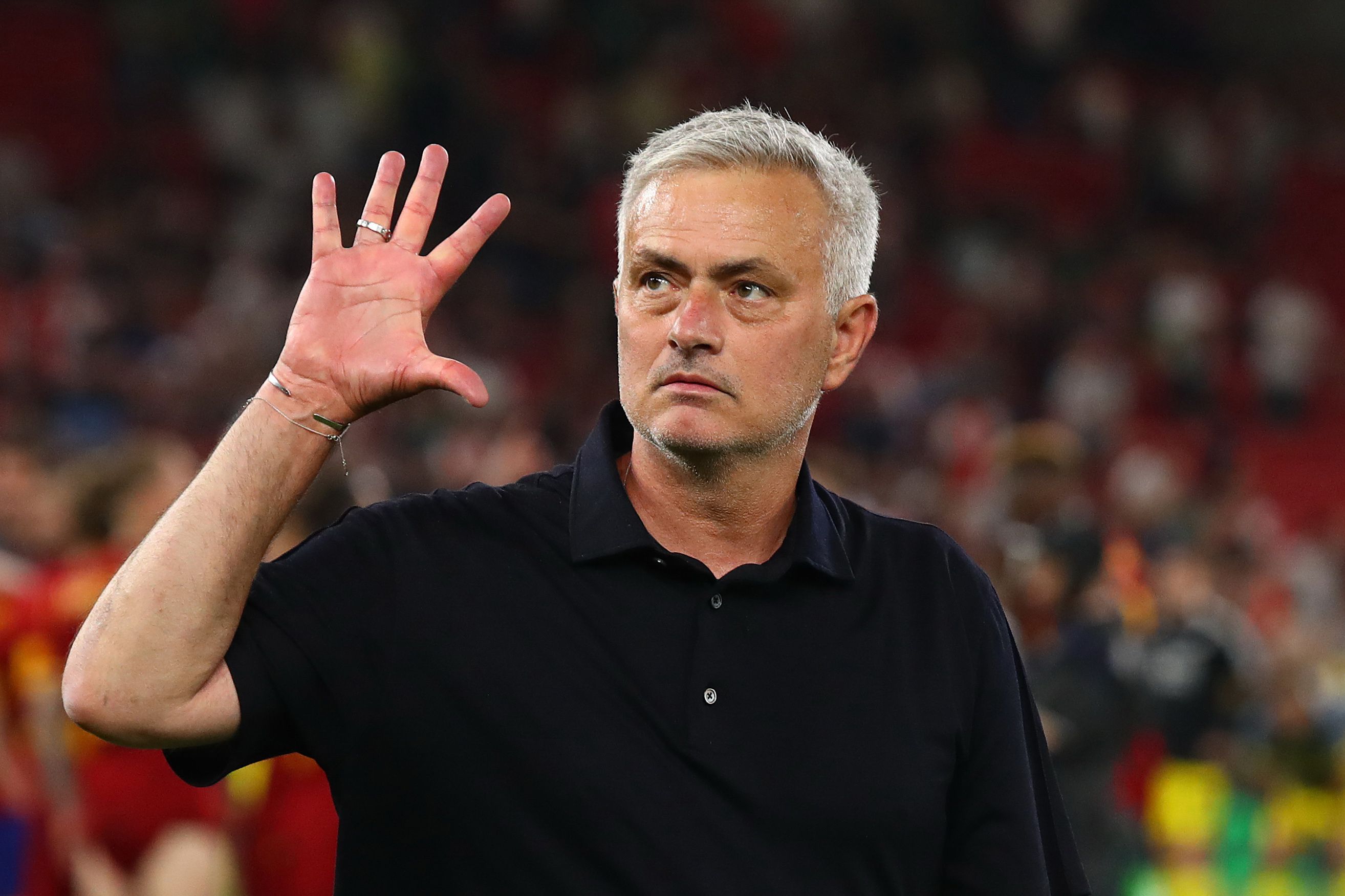 José Mourinho már az ötödik európai kupatrófeáját gyűjtötte be pályafutása során, ezúttal az AS Romával nyerte meg az Európa Konferencialigát/Getty Images