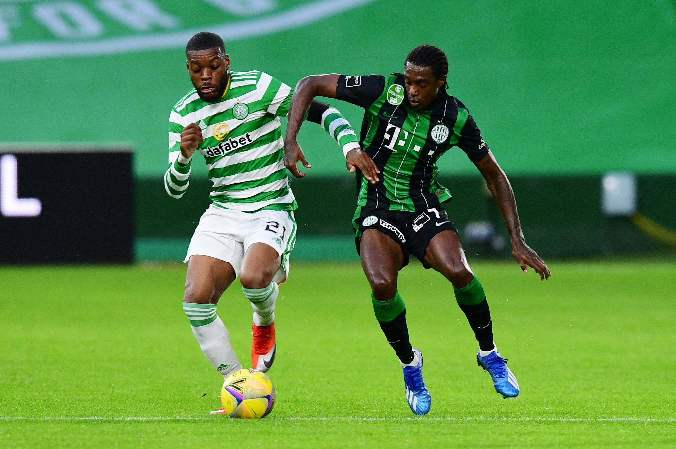 Az FTC játékosa, Somália (jobbra) a Celtic ellen is remekül focizott /Fotó: MTI EPA Mark Runnacles