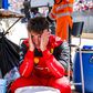 Teljes összeomlás? Charles Leclerc önmagát okolja: „Ha ilyen hibáim vannak, nem érdemlem meg a vb-címet”