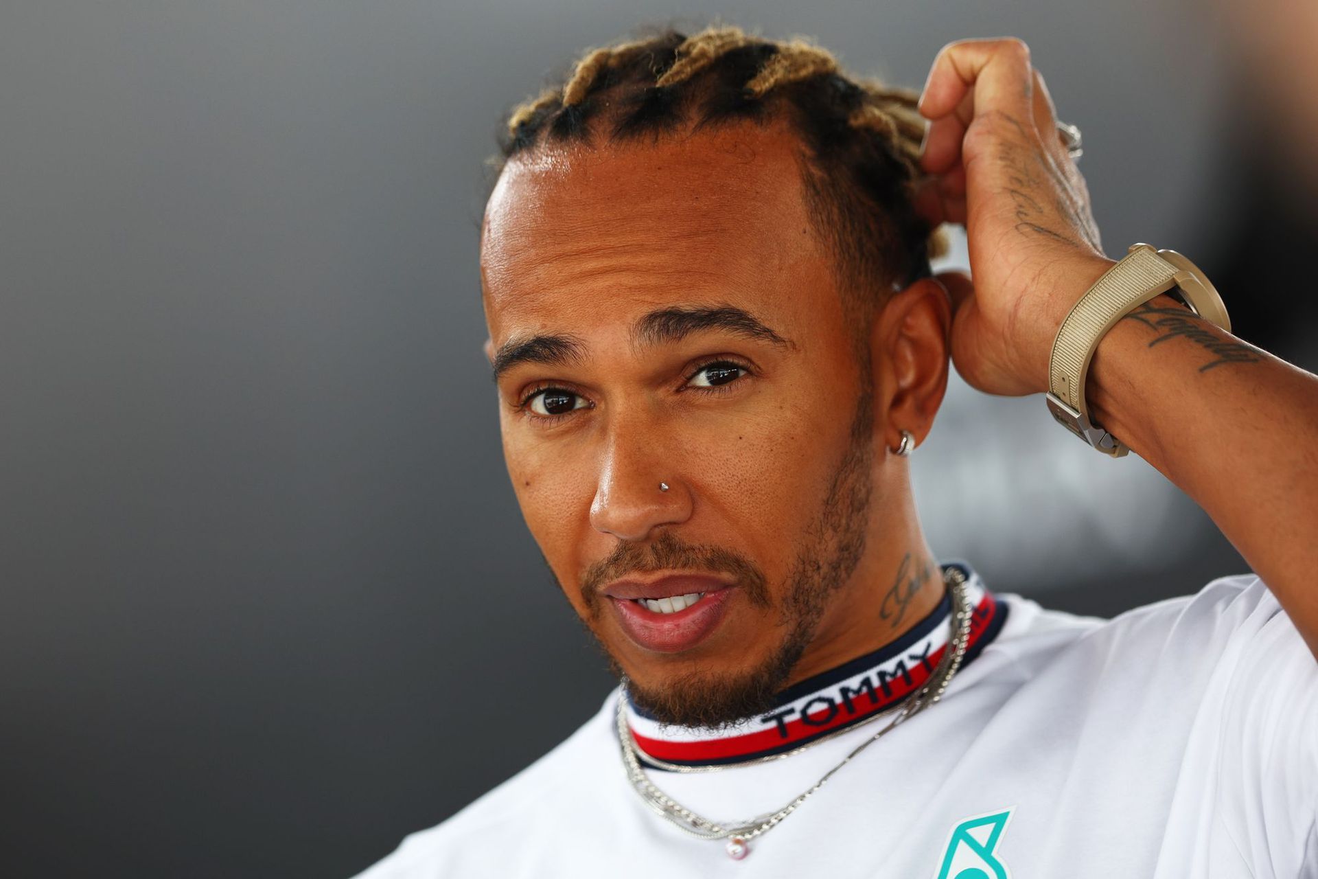Lewis Hamilton kiesett a baleset következtében /Fotó: Getty Images